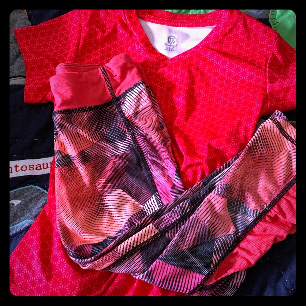Champions girl workout shirt and cropped pants